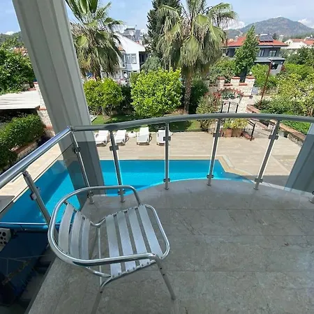 Palm Villa *